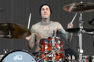 Travis Barker recalls his mother Gloria and her final words