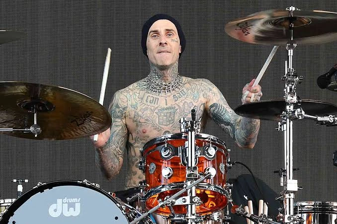 Travis Barker recalls his mother Gloria and her final words